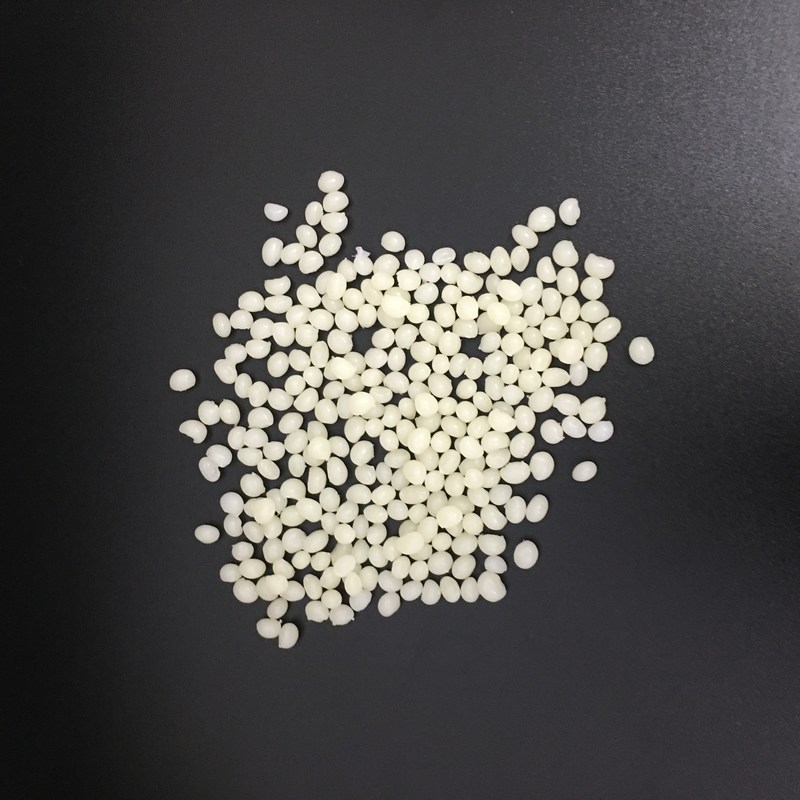 Sprayable Hot Melt Glue Granules , Sticky Thermal Bonding Hot Glue